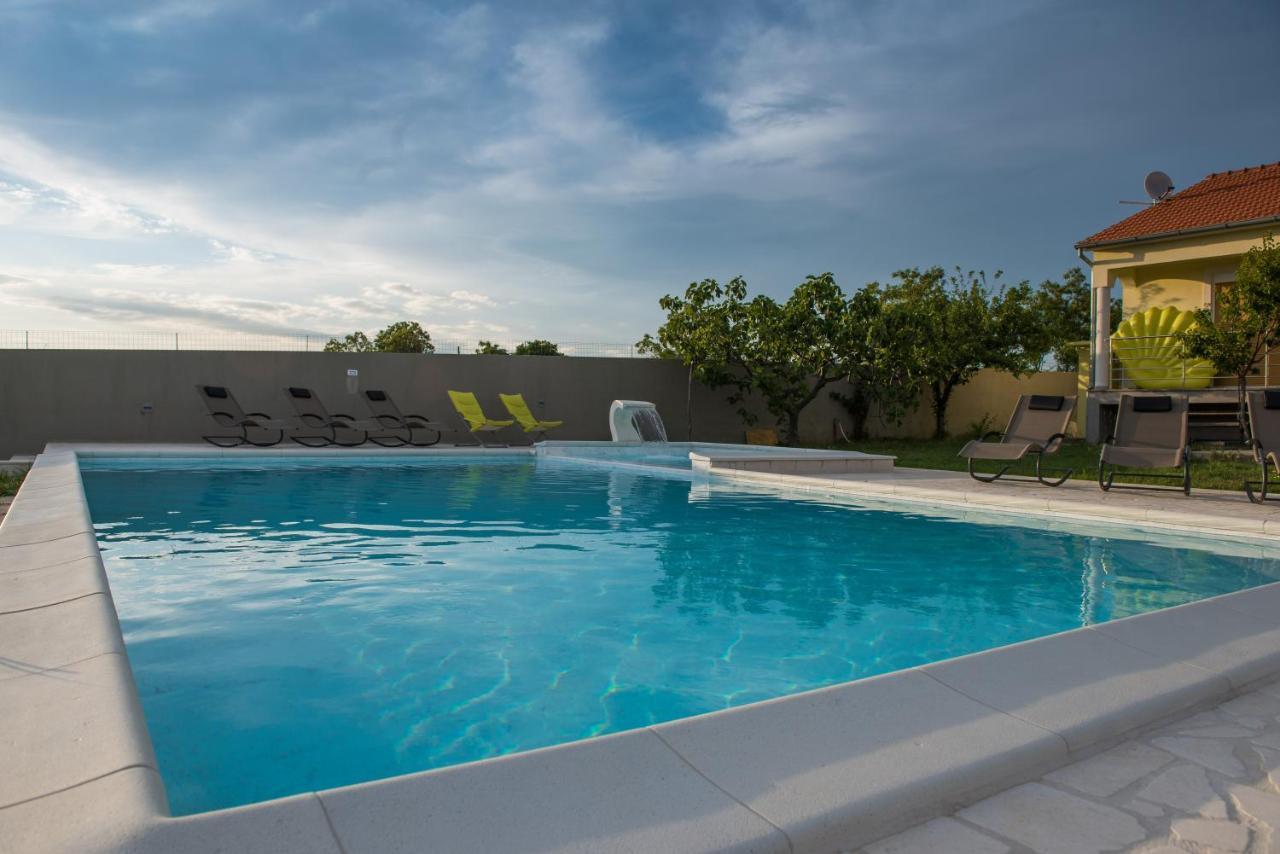 Villa Dubis House à Zadar Extérieur photo